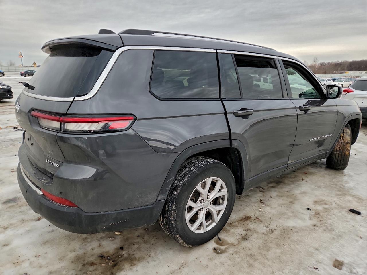 2022 JEEP GRAND CHEROKEE L LIMITED photo 3