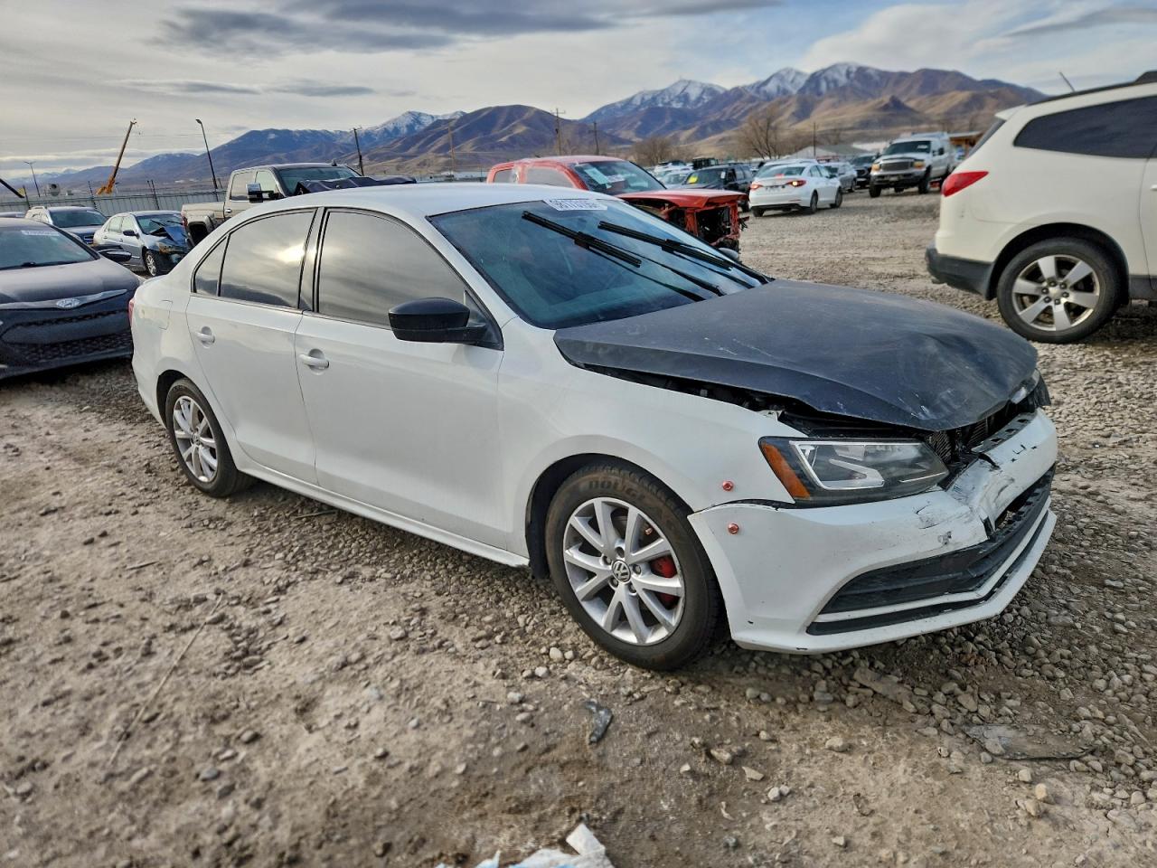 2016 VOLKSWAGEN JETTA SPORT photo 4