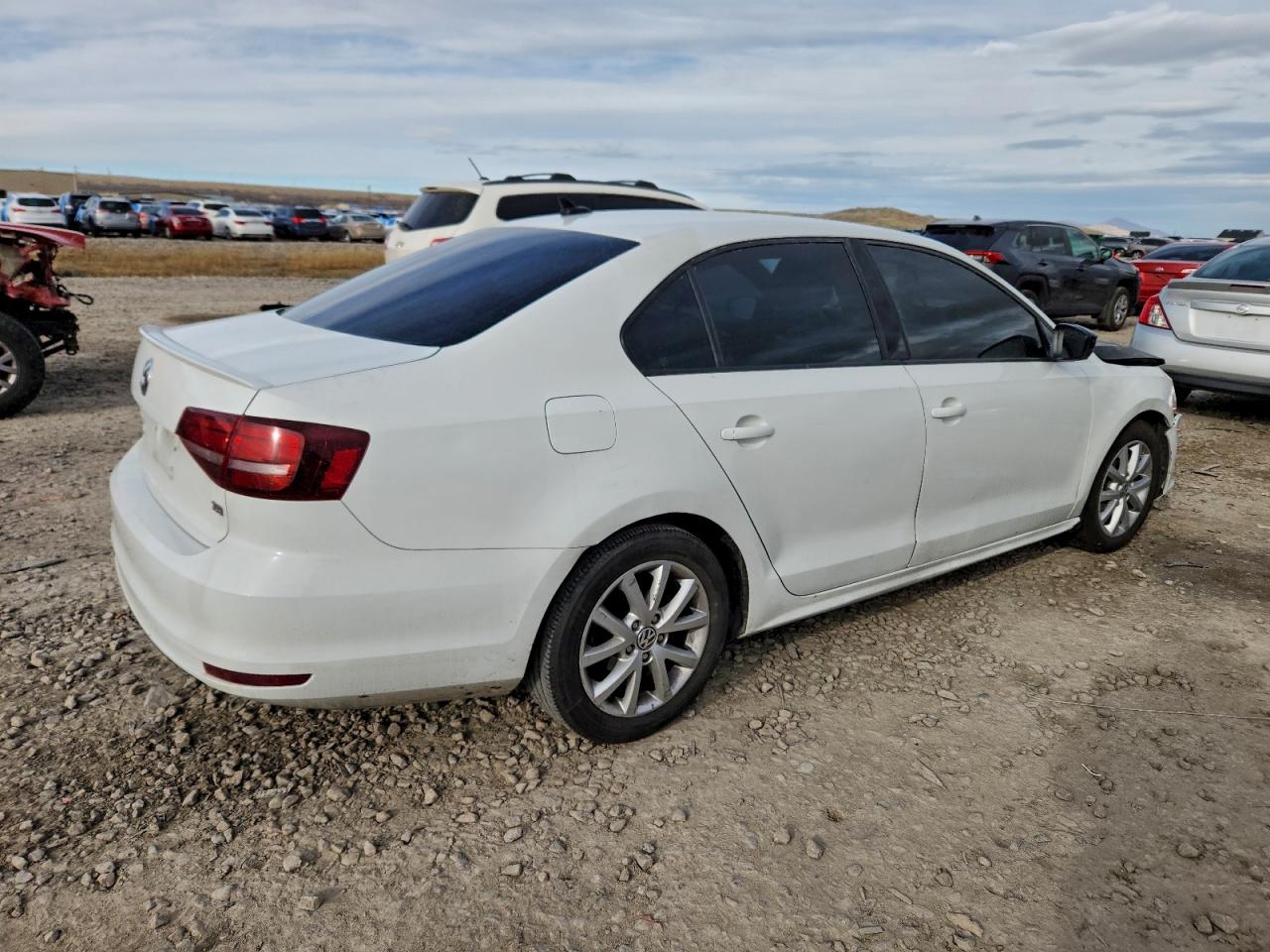 2016 VOLKSWAGEN JETTA SPORT photo 3