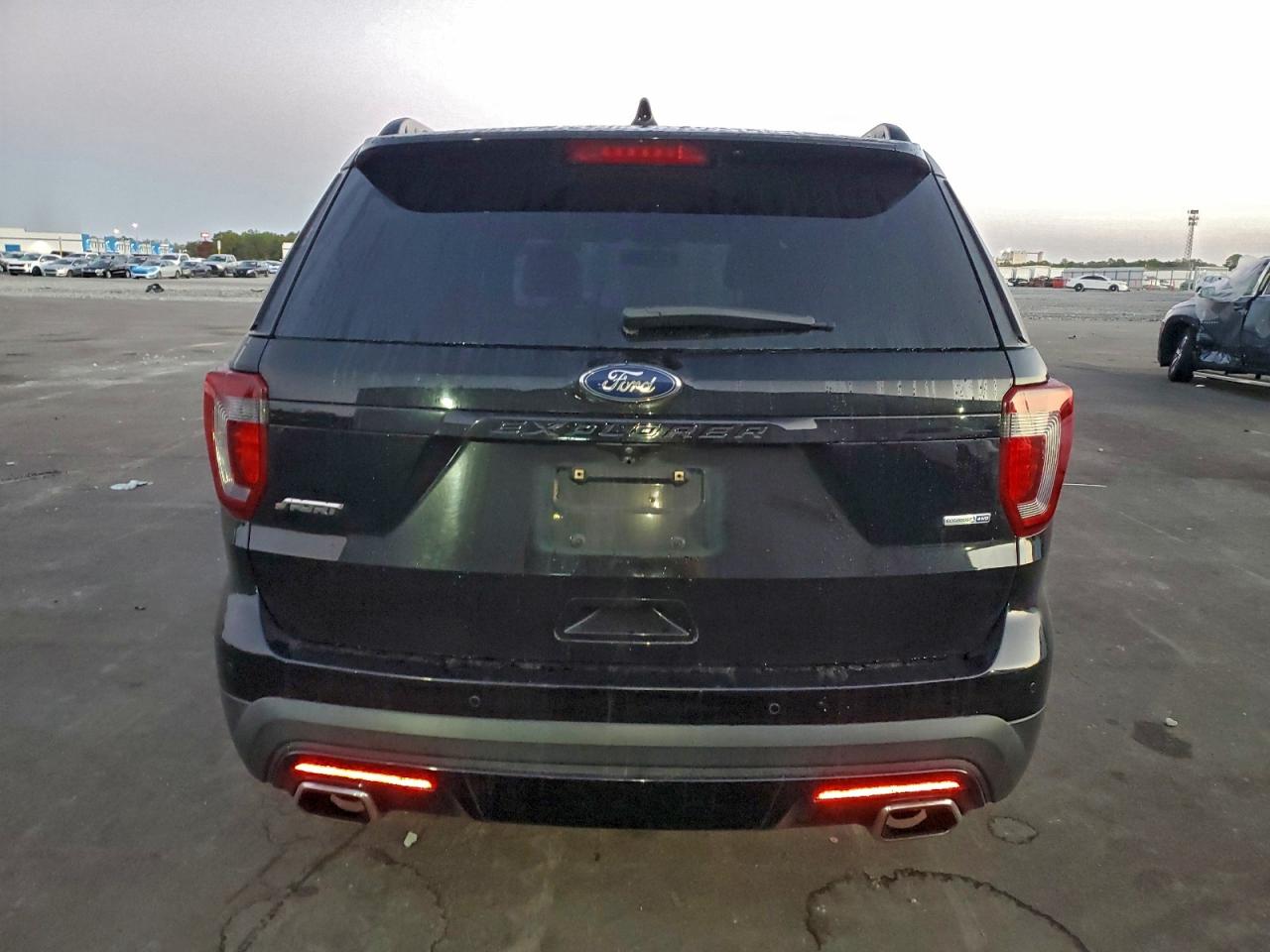2017 FORD EXPLORER SPORT photo 6