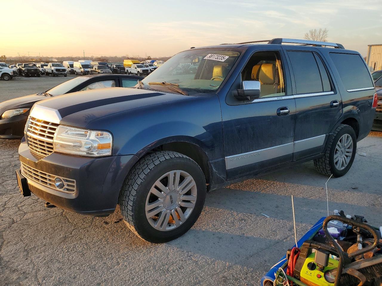 2013 LINCOLN NAVIGATOR