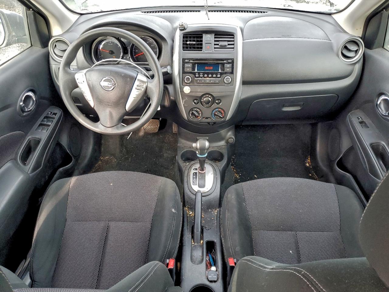 2018 NISSAN VERSA S photo 8