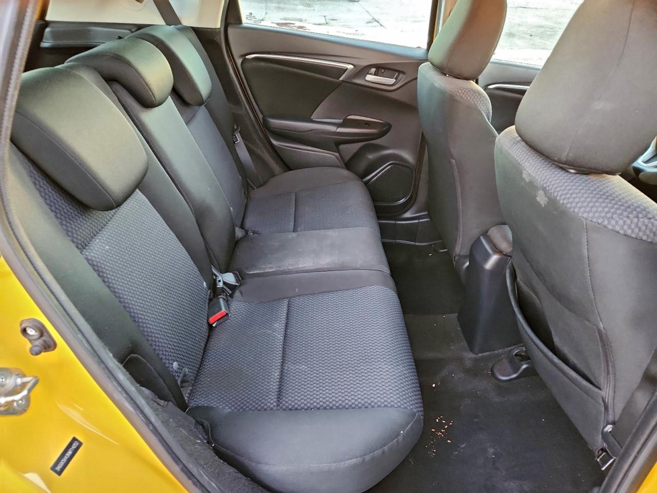 2019 HONDA FIT LX photo 19