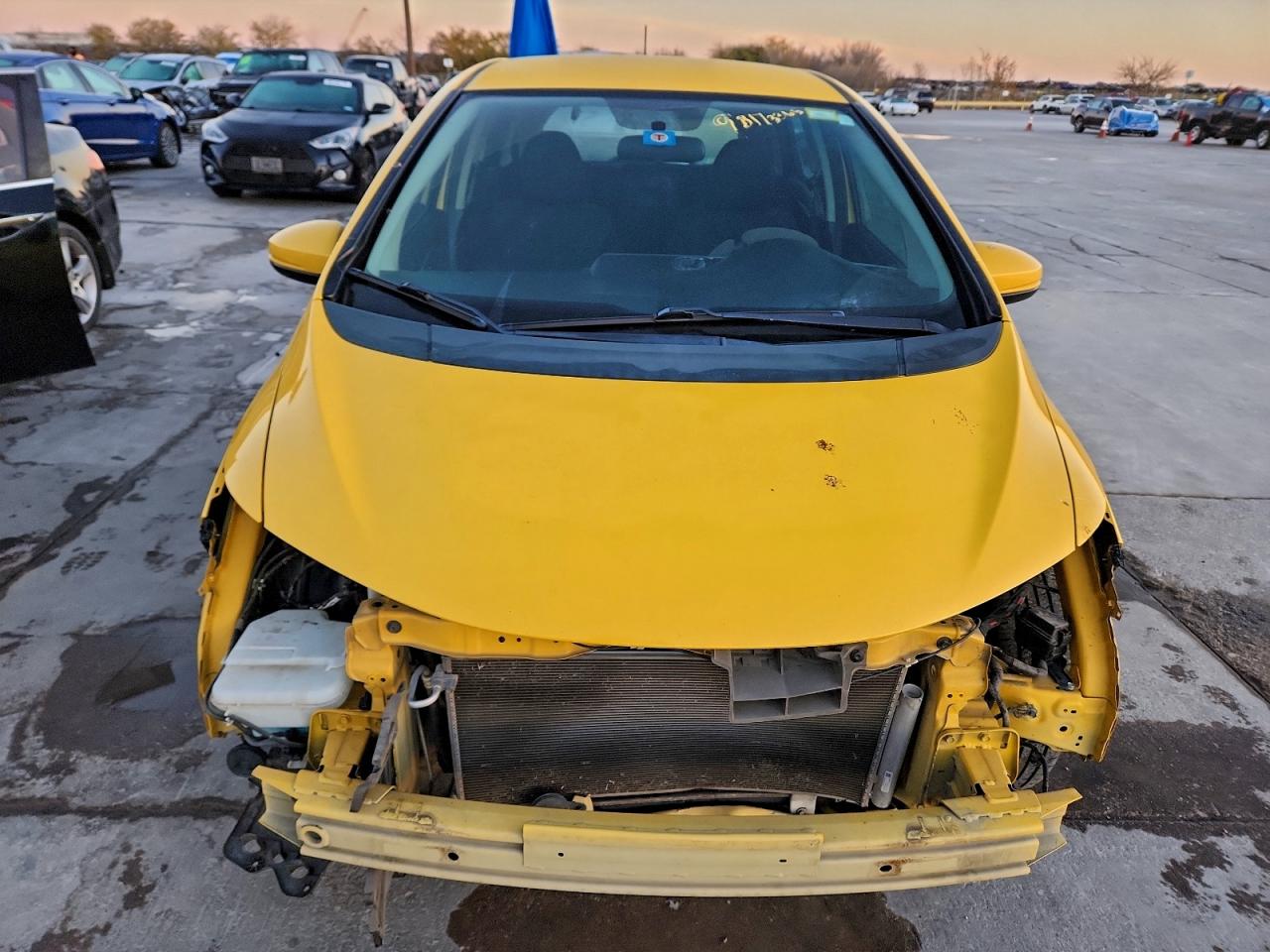 2019 HONDA FIT LX photo 9