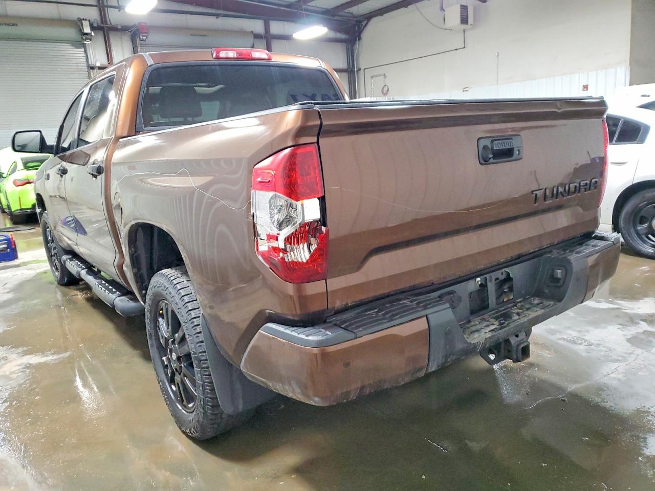 2014 TOYOTA TUNDRA CREWMAX PLATINUM photo 2