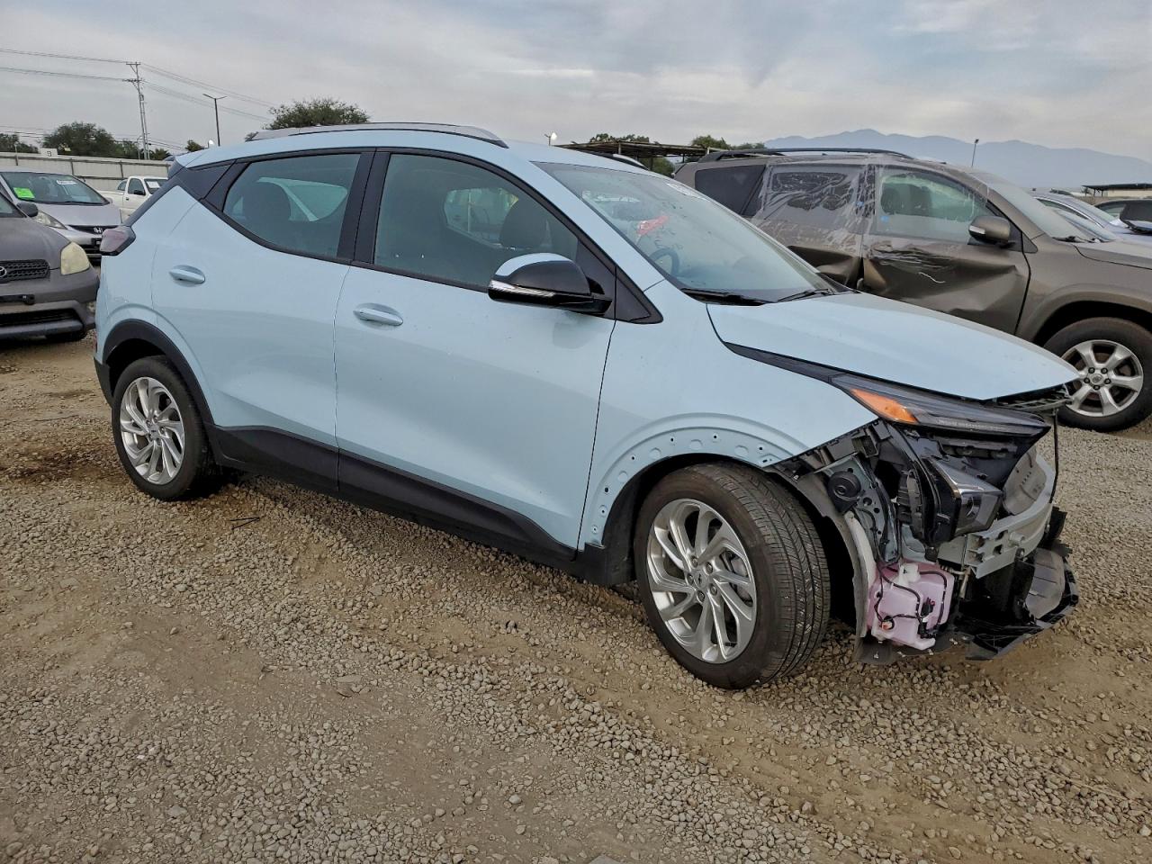 2023 CHEVROLET BOLT EUV LT photo 4