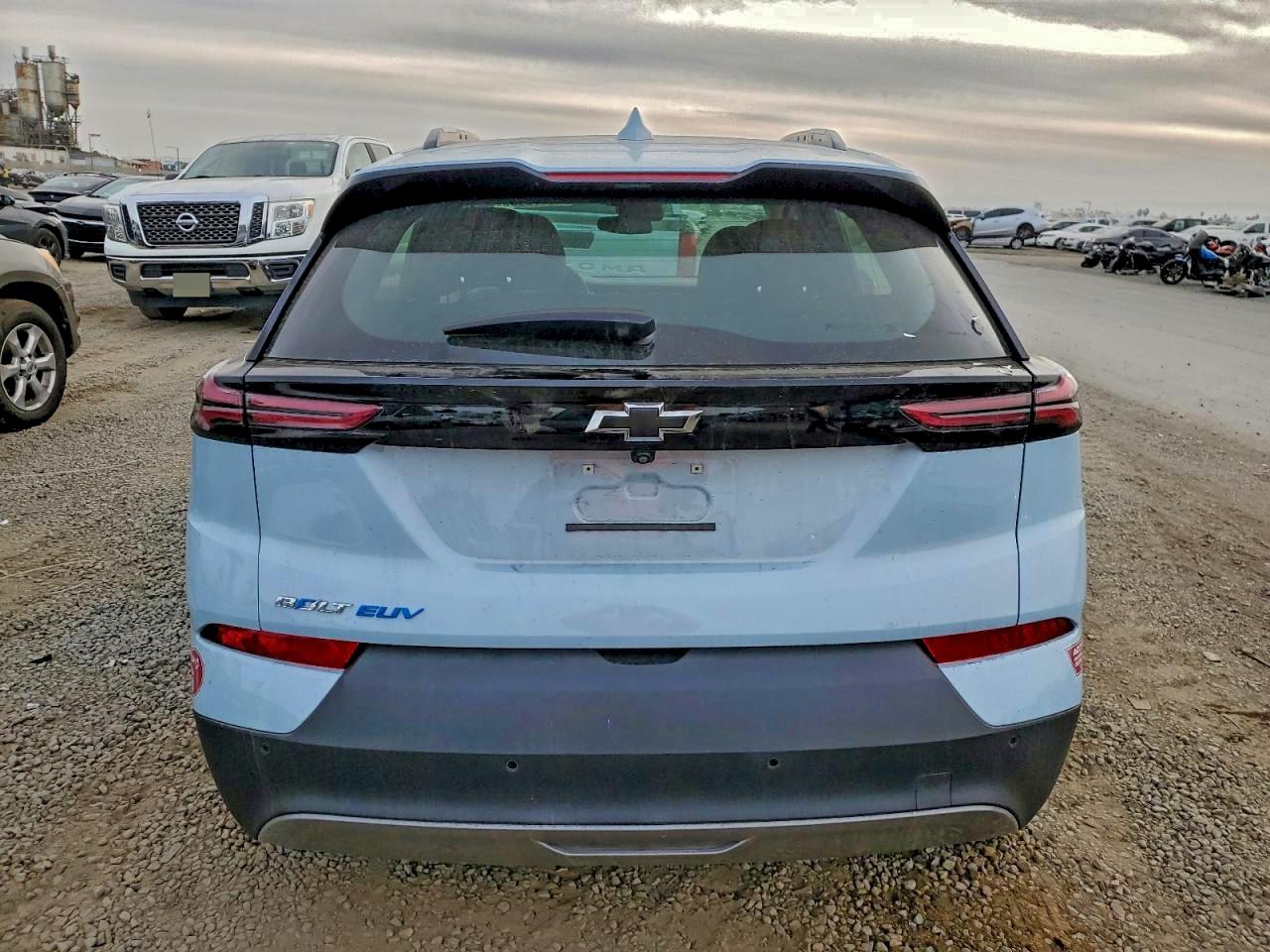 2023 CHEVROLET BOLT EUV LT photo 6