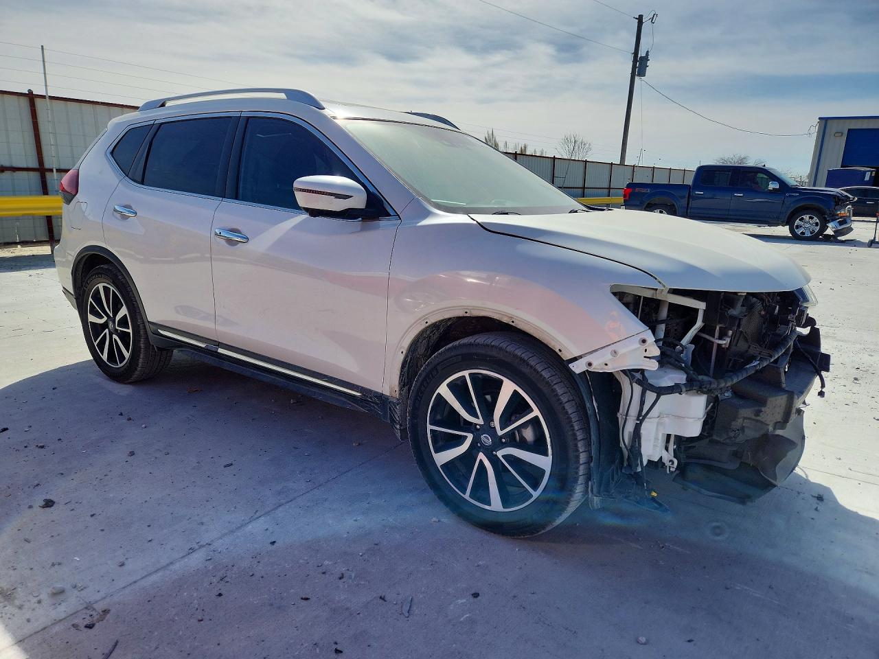 2018 NISSAN ROGUE SL photo 4