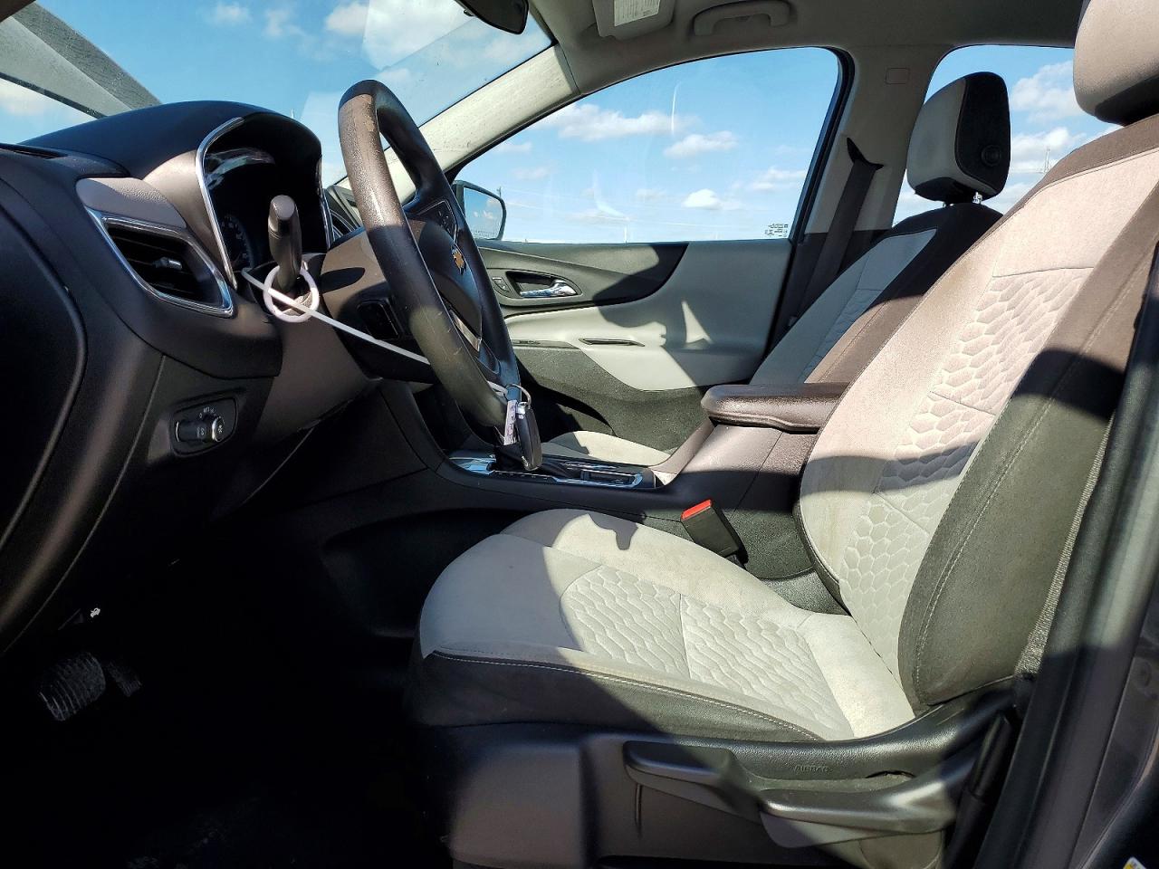 2018 CHEVROLET EQUINOX LS photo 7