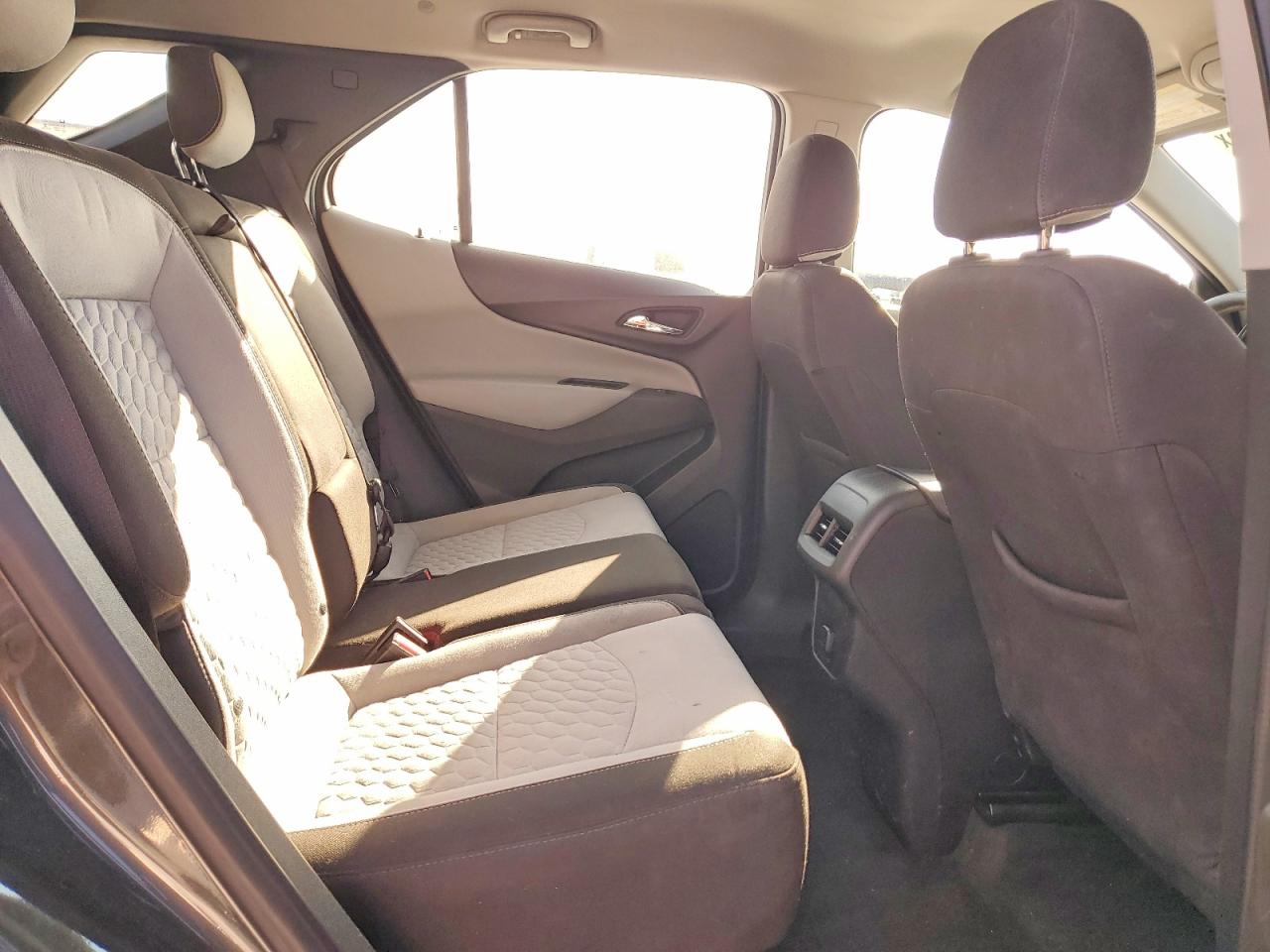 2018 CHEVROLET EQUINOX LS photo 10