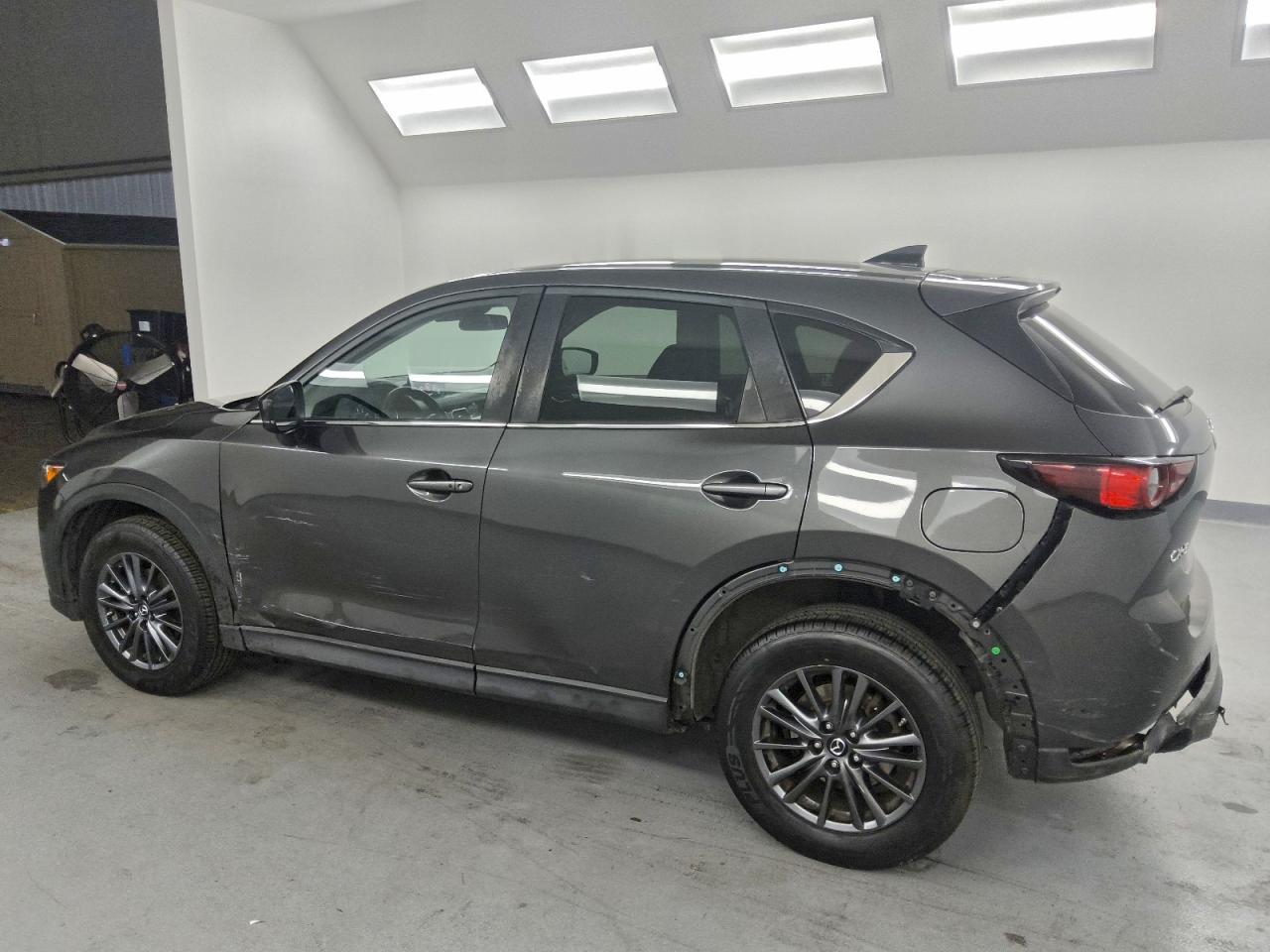 2020 MAZDA CX-5 TOURING photo 2