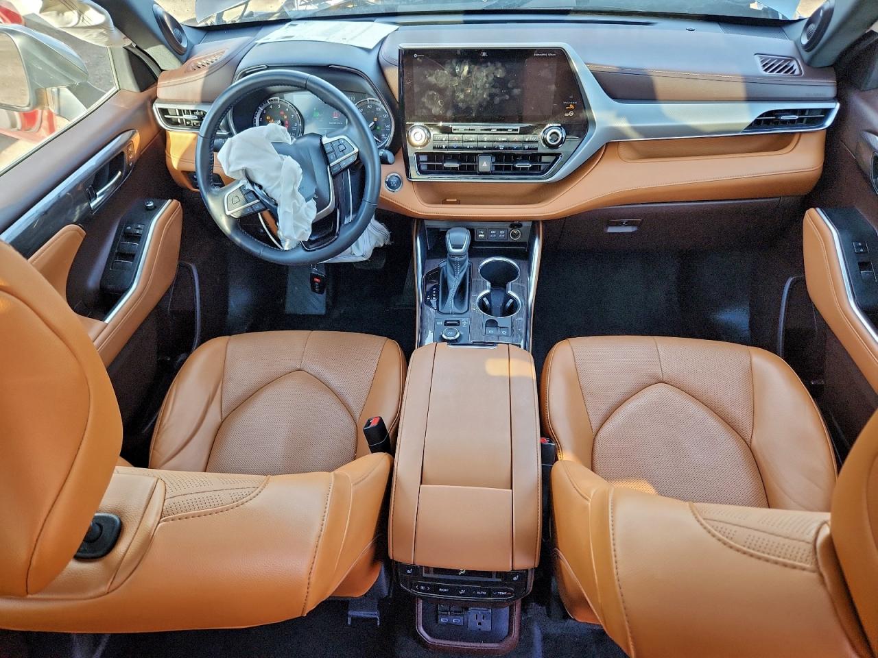 2022 TOYOTA HIGHLANDER PLATINUM photo 8
