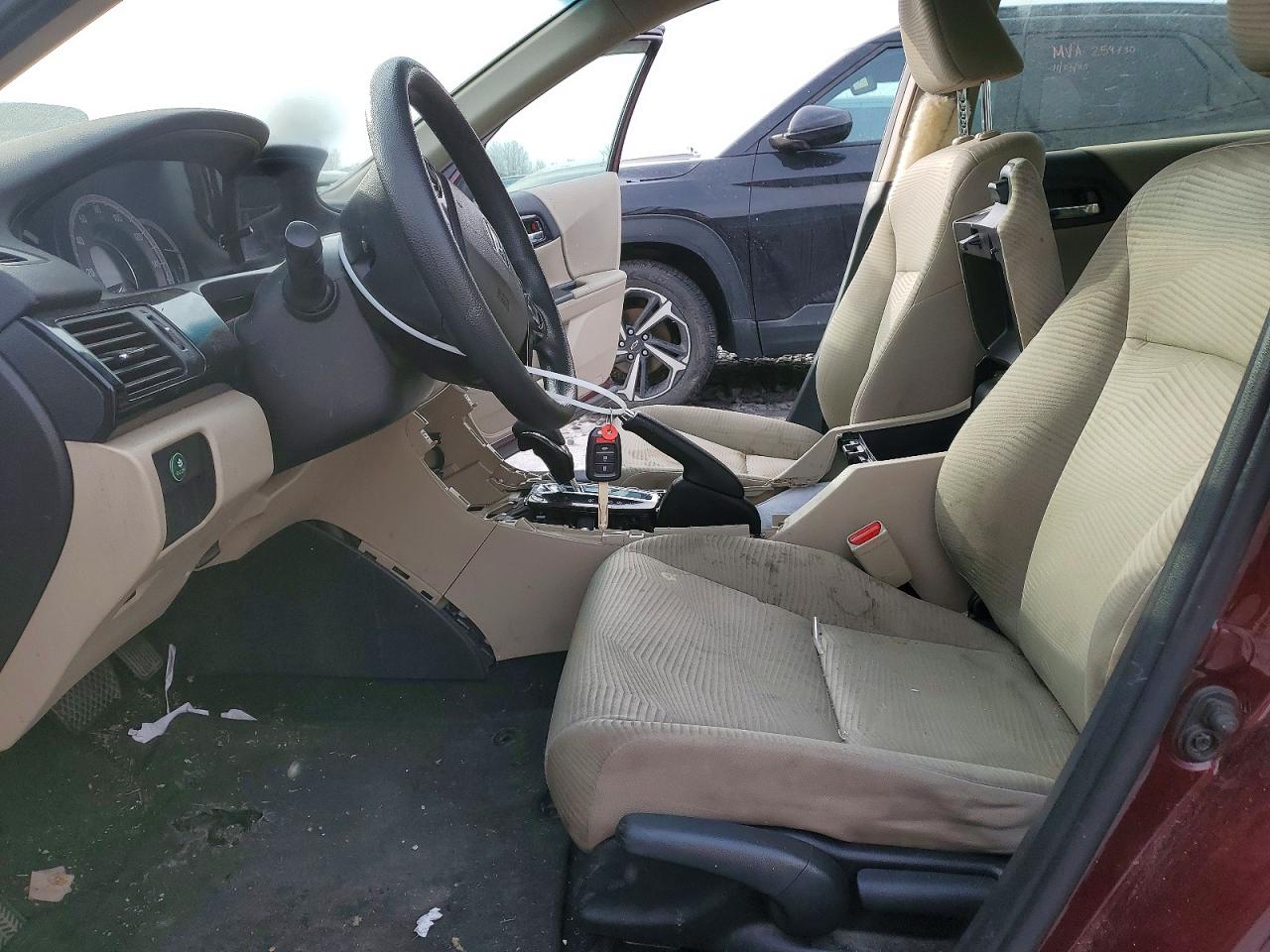 2017 HONDA ACCORD LX photo 7