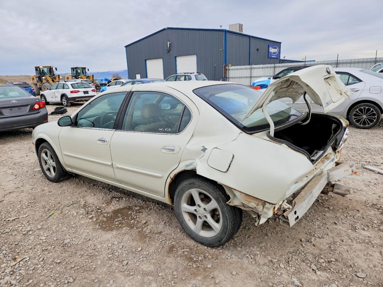 2000 NISSAN MAXIMA GLE photo 3
