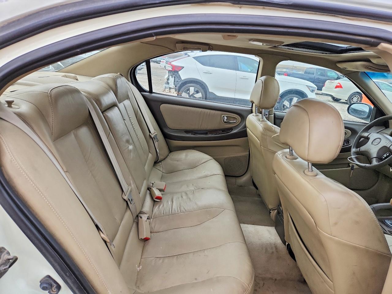 2000 NISSAN MAXIMA GLE photo 19