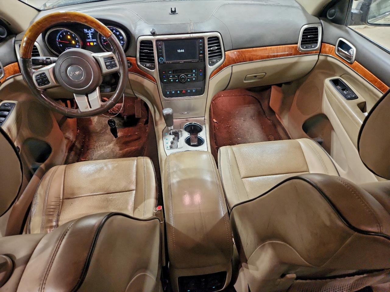 2011 JEEP GRAND CHEROKEE OVERLAND photo 8