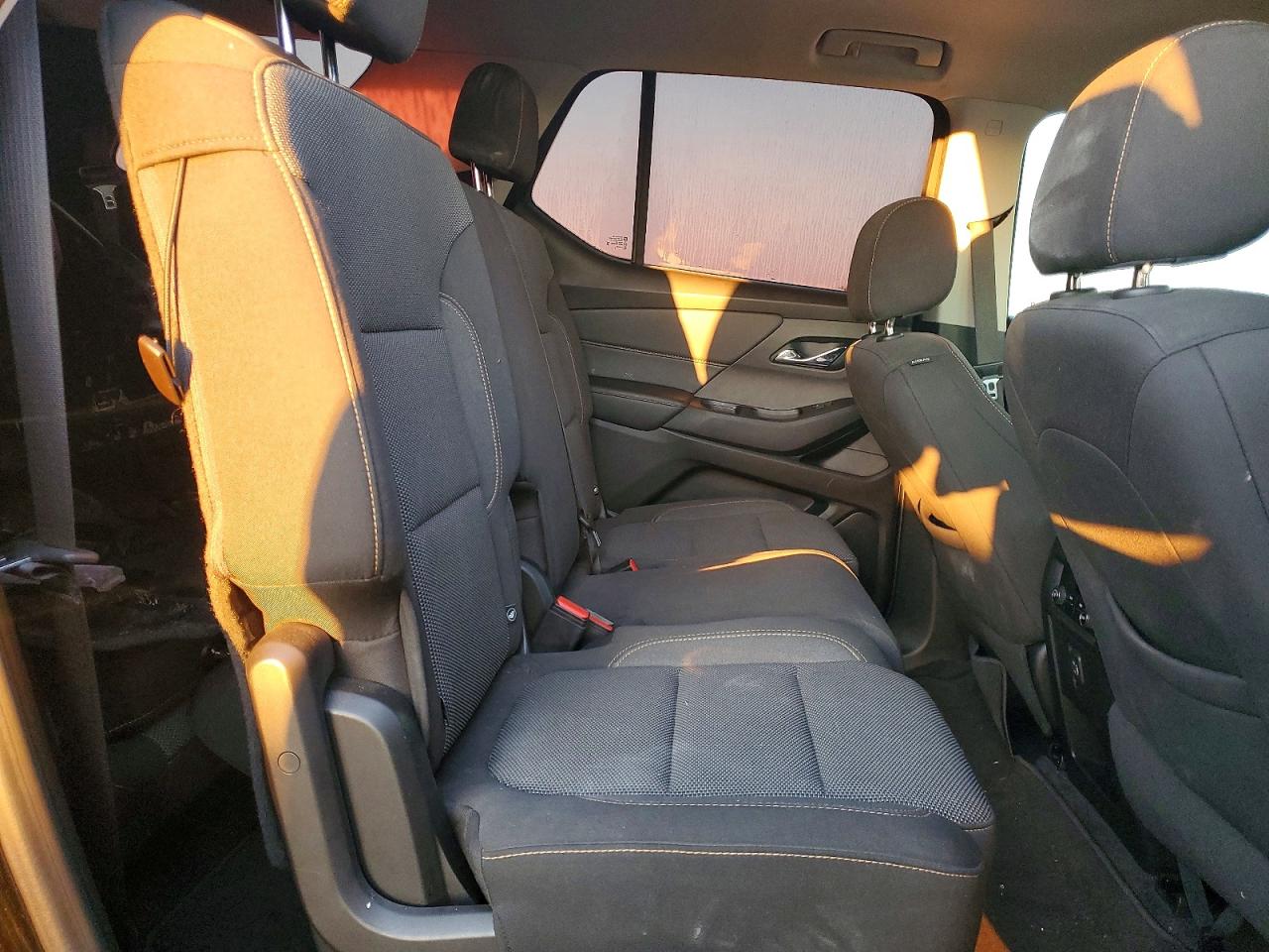2020 CHEVROLET TRAVERSE LS photo 11
