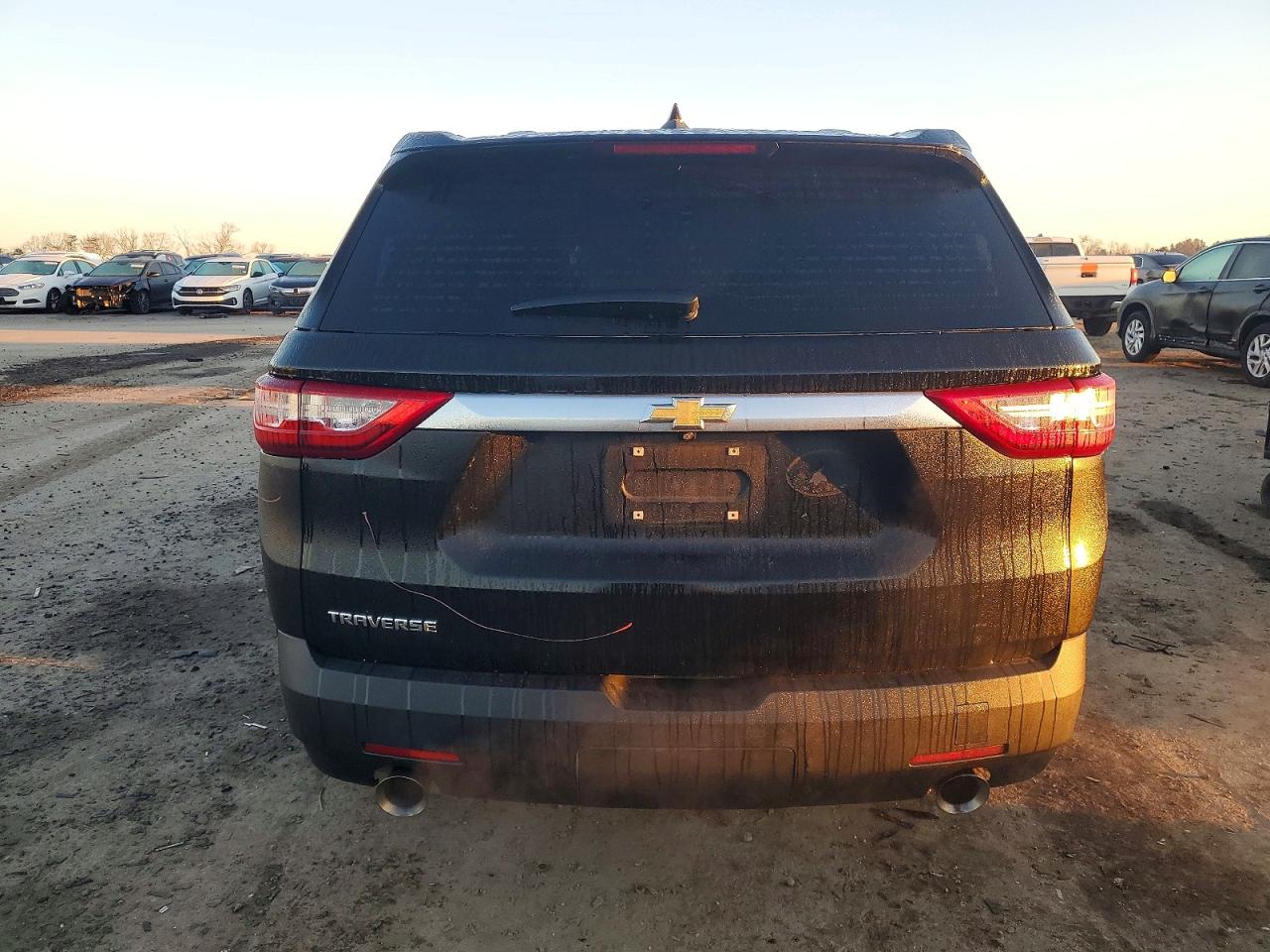 2020 CHEVROLET TRAVERSE LS photo 6