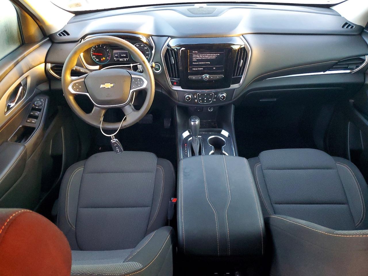 2020 CHEVROLET TRAVERSE LS photo 8