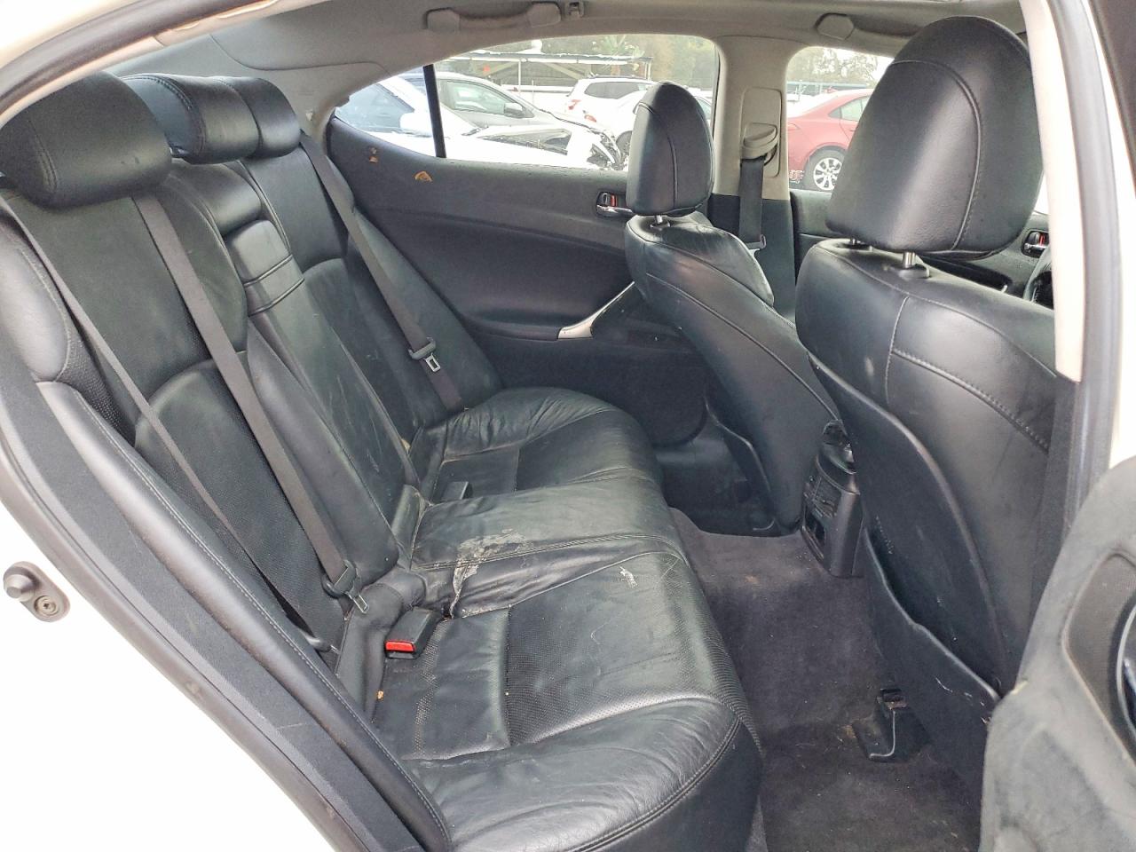 2006 LEXUS IS 250 photo 10