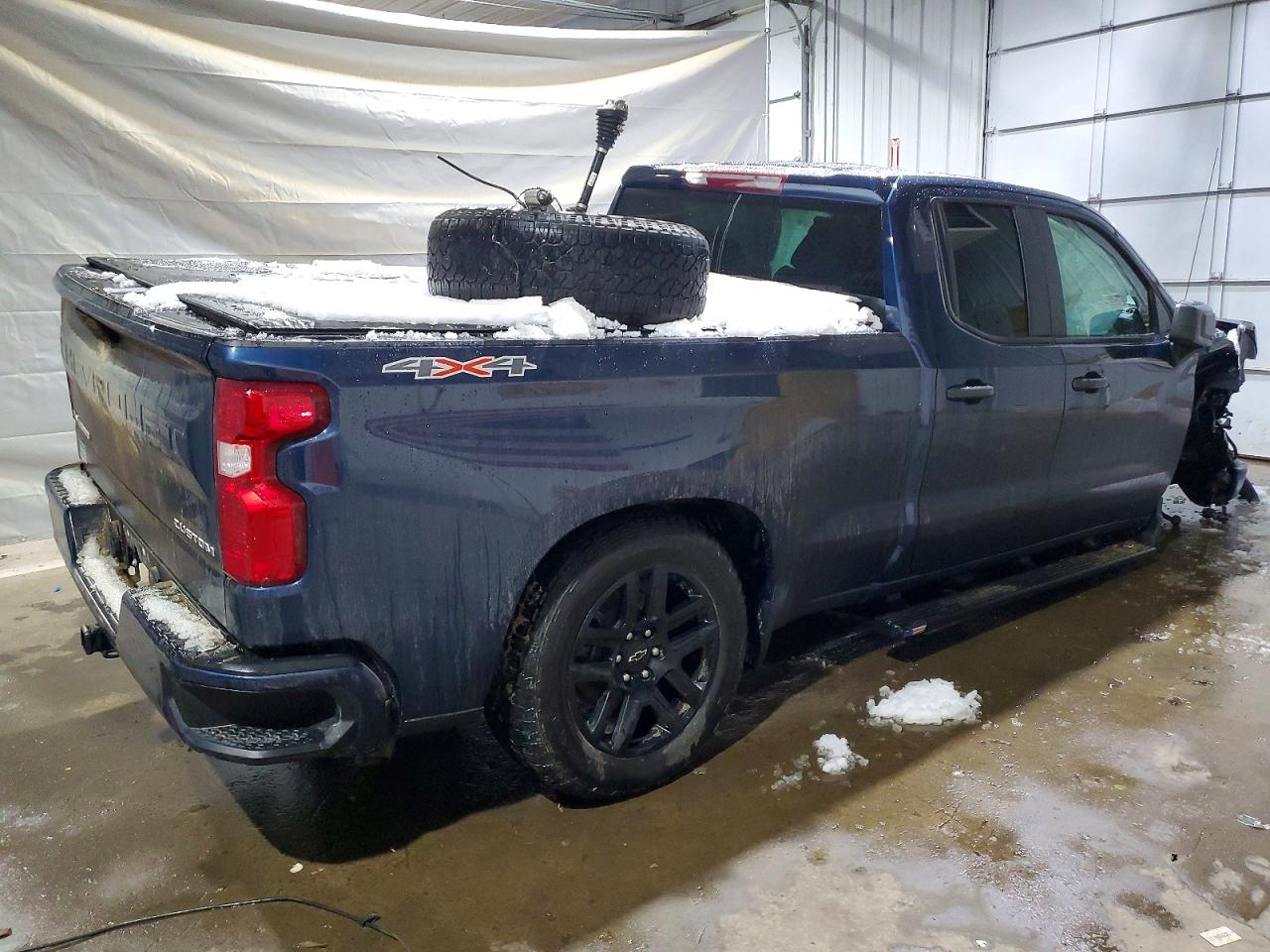 2023 CHEVROLET SILVERADO K1500 CUSTOM photo 3
