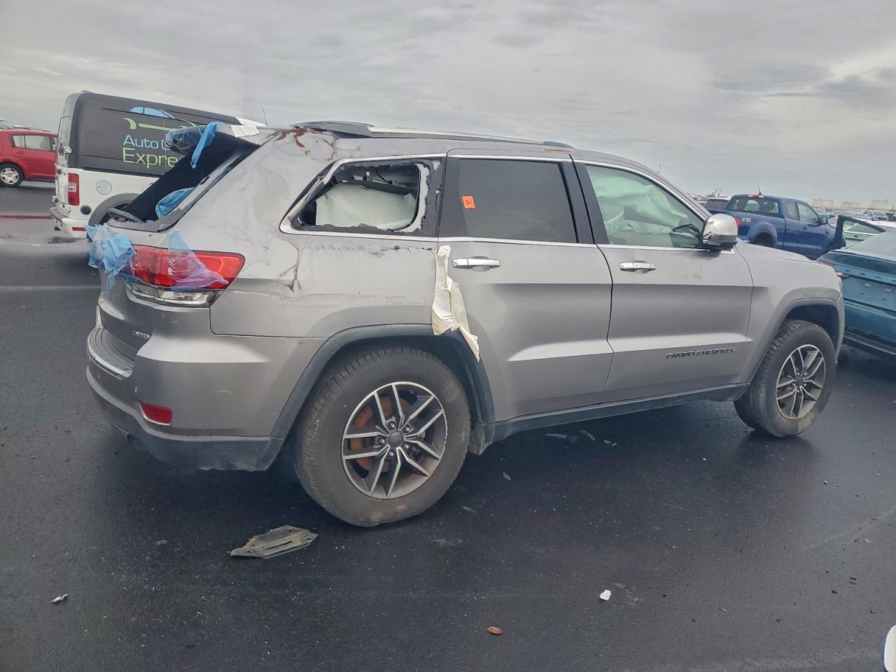 2019 JEEP GRAND CHEROKEE LIMITED photo 3
