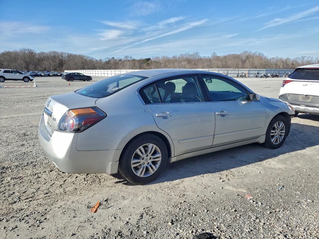 2012 NISSAN ALTIMA BASE photo 3