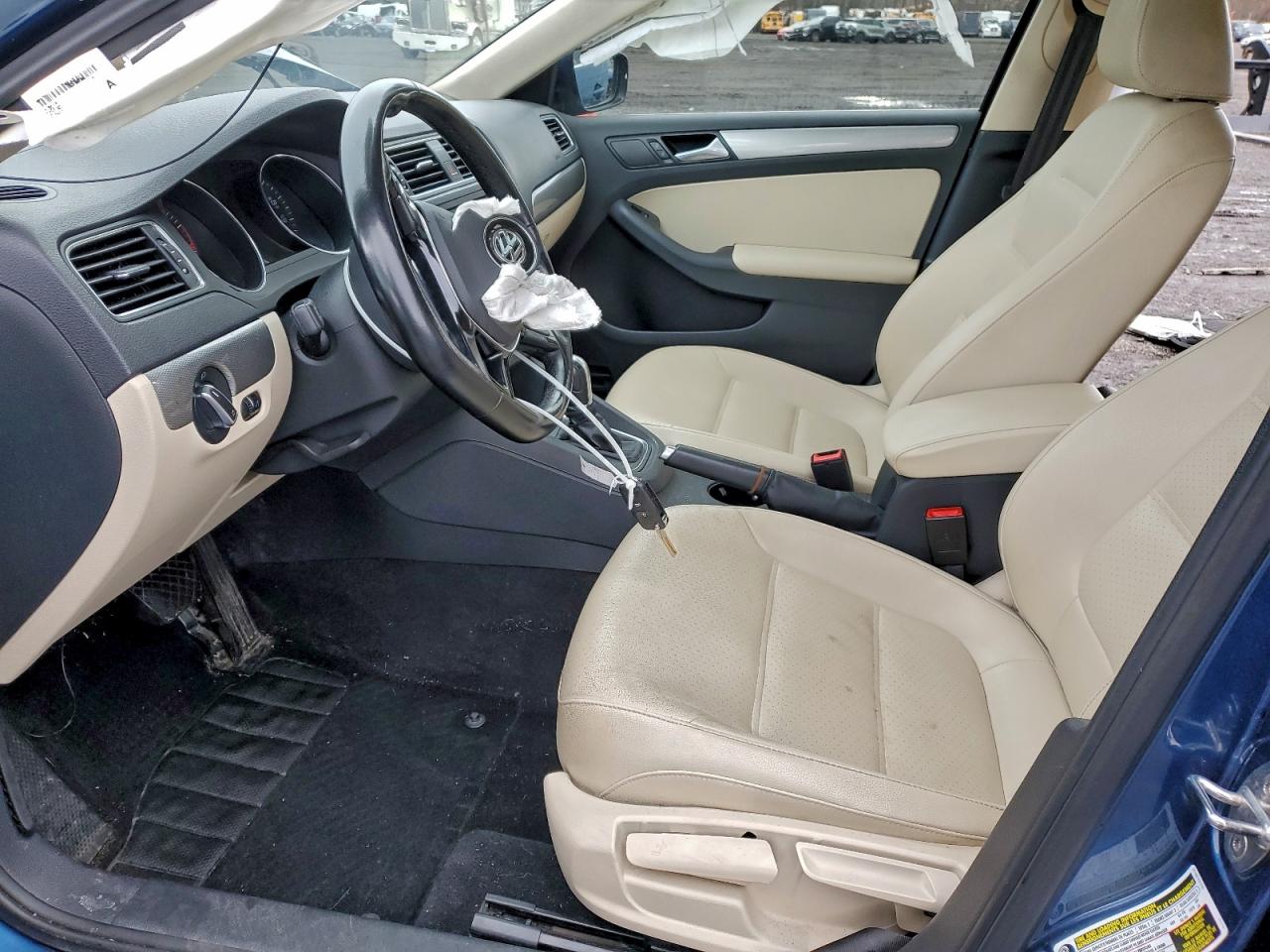 2017 VOLKSWAGEN JETTA SE photo 7