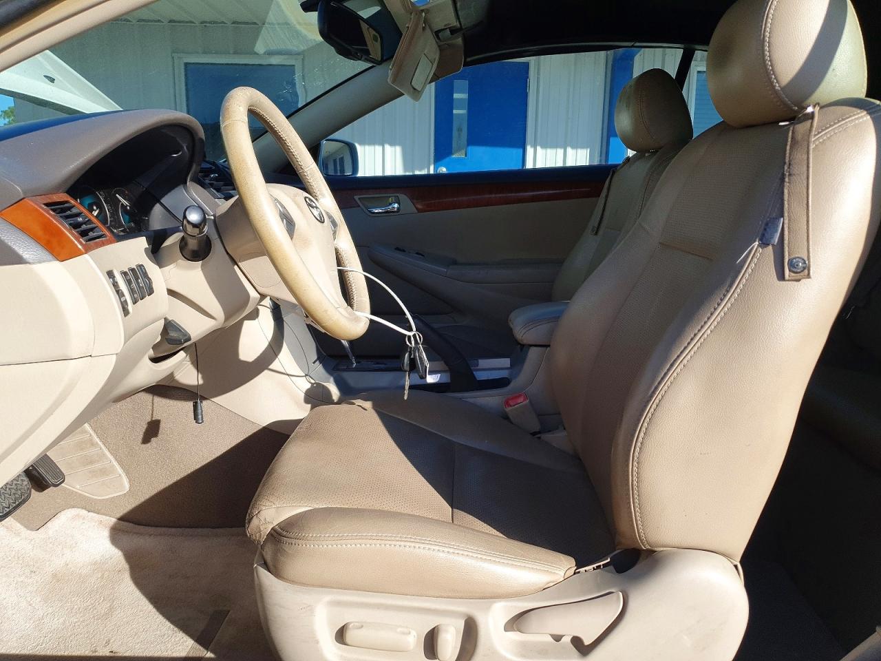 2007 TOYOTA CAMRY SOLARA SE photo 7