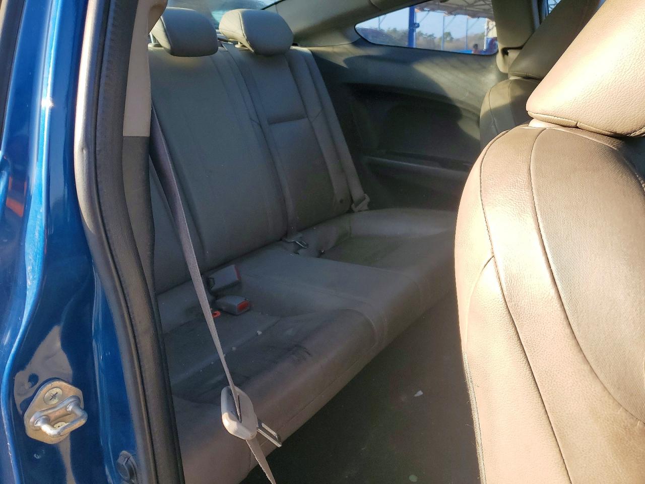 2012 HONDA CIVIC EXL photo 10