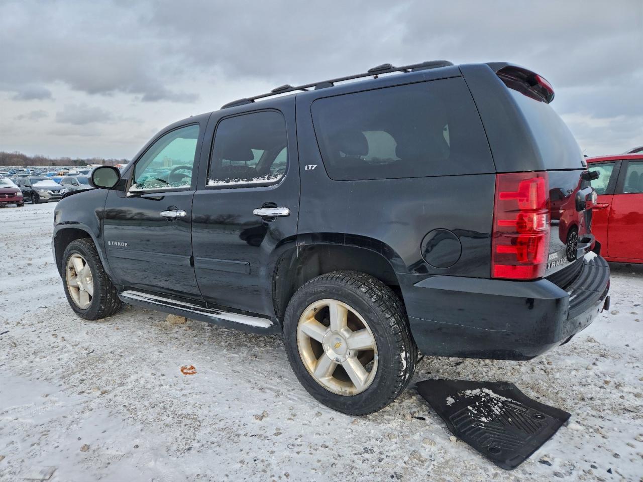 2008 CHEVROLET TAHOE K1500 photo 2