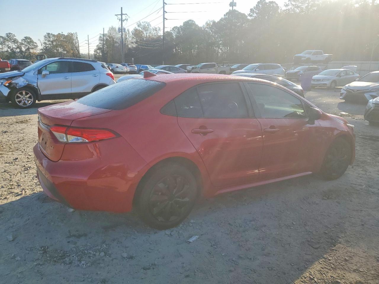 2021 TOYOTA COROLLA LE photo 3
