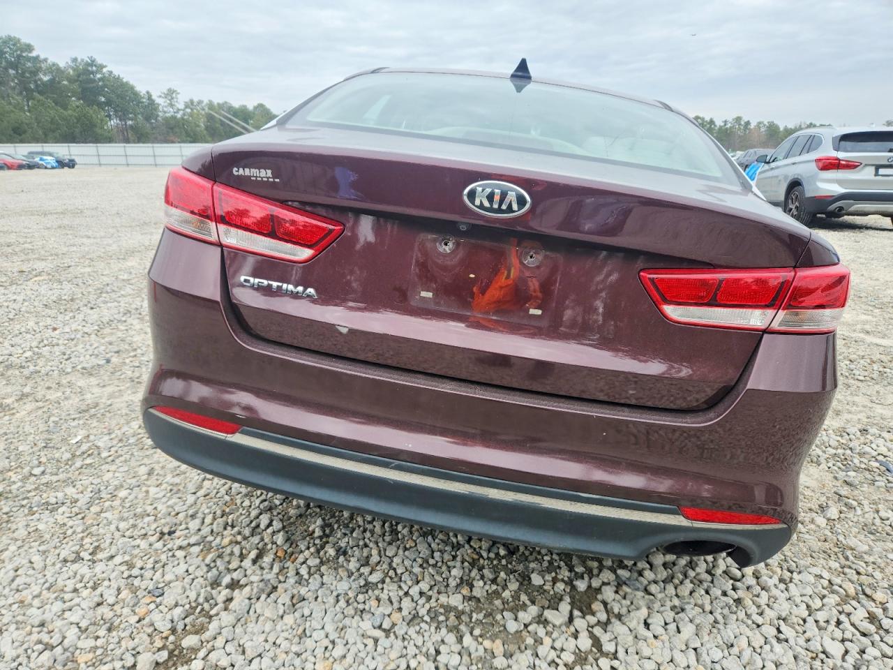2016 KIA OPTIMA LX photo 6