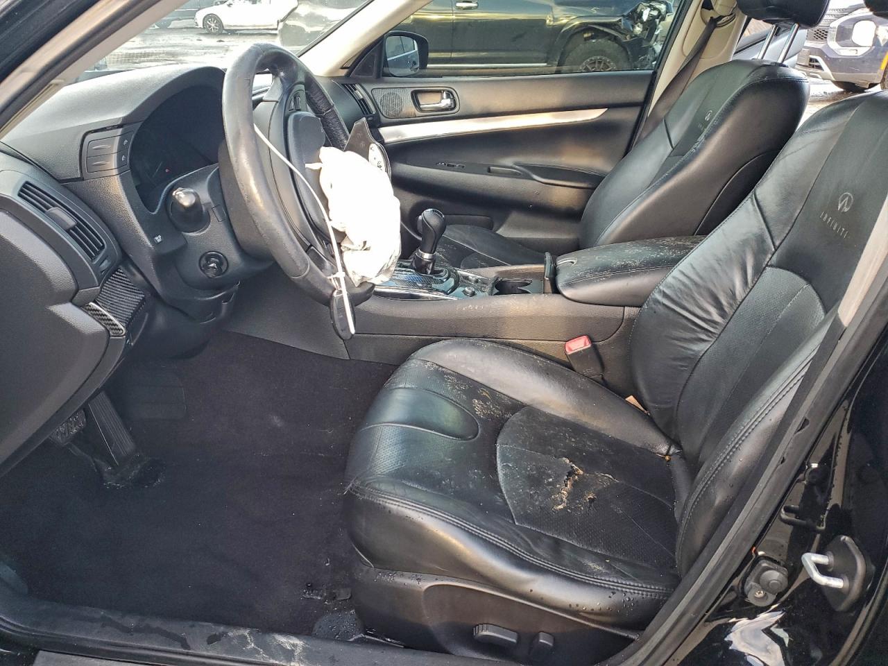 2012 INFINITI G37 BASE photo 7