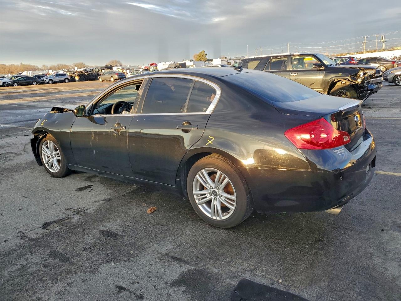2012 INFINITI G37 BASE photo 2