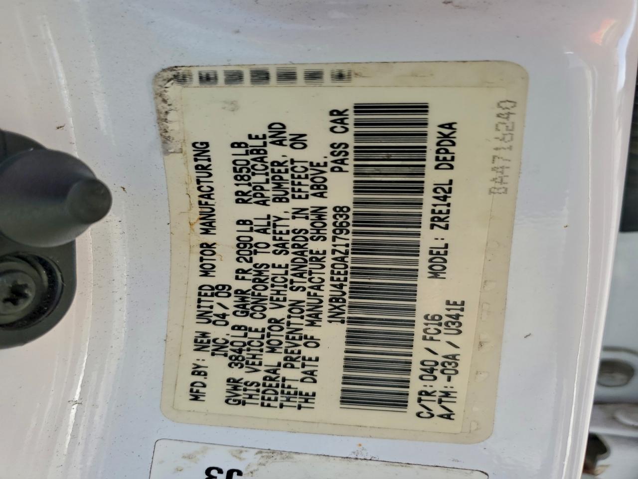 2010 TOYOTA COROLLA BASE photo 12