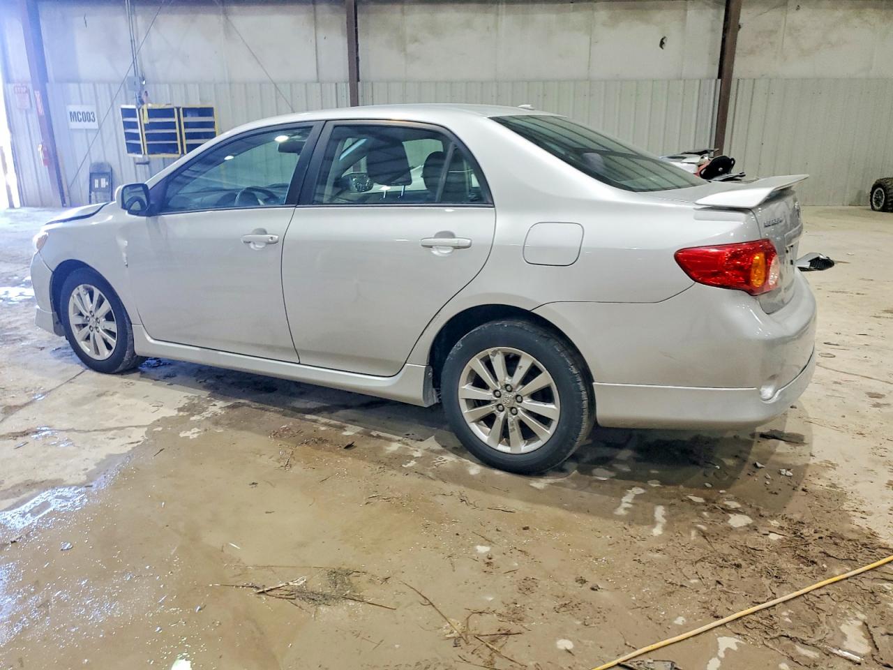 2009 TOYOTA COROLLA BASE photo 2
