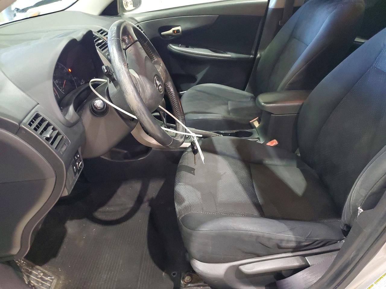 2009 TOYOTA COROLLA BASE photo 7