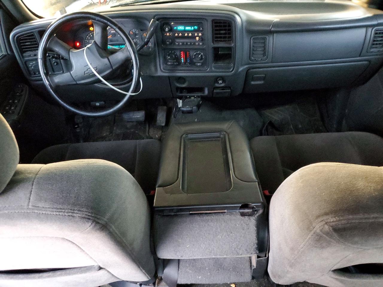 2005 CHEVROLET SILVERADO C1500 photo 8