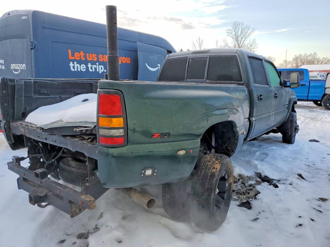 2002 GMC NEW SIERRA K3500 photo 3