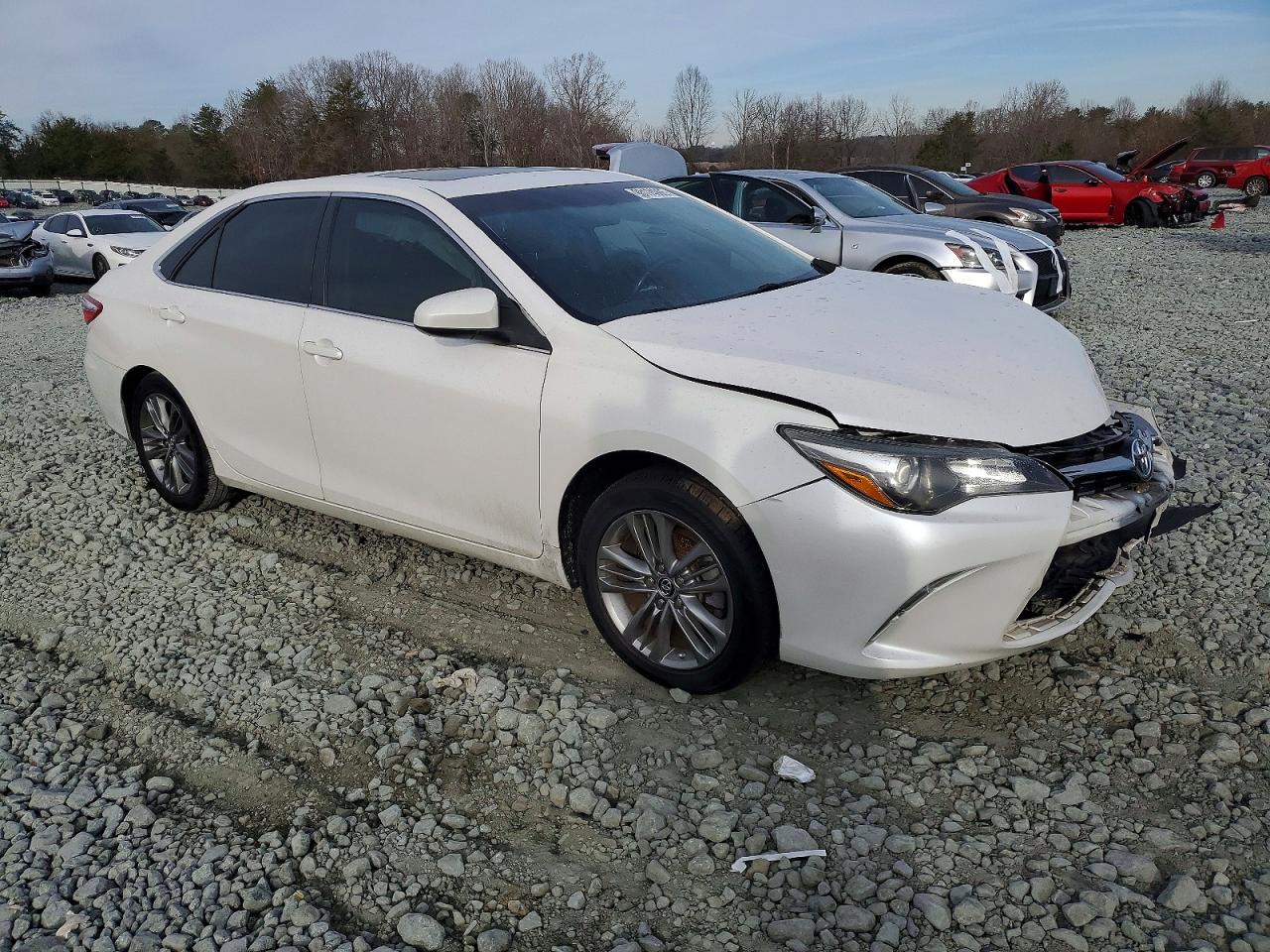 2015 TOYOTA CAMRY HYBRID photo 4