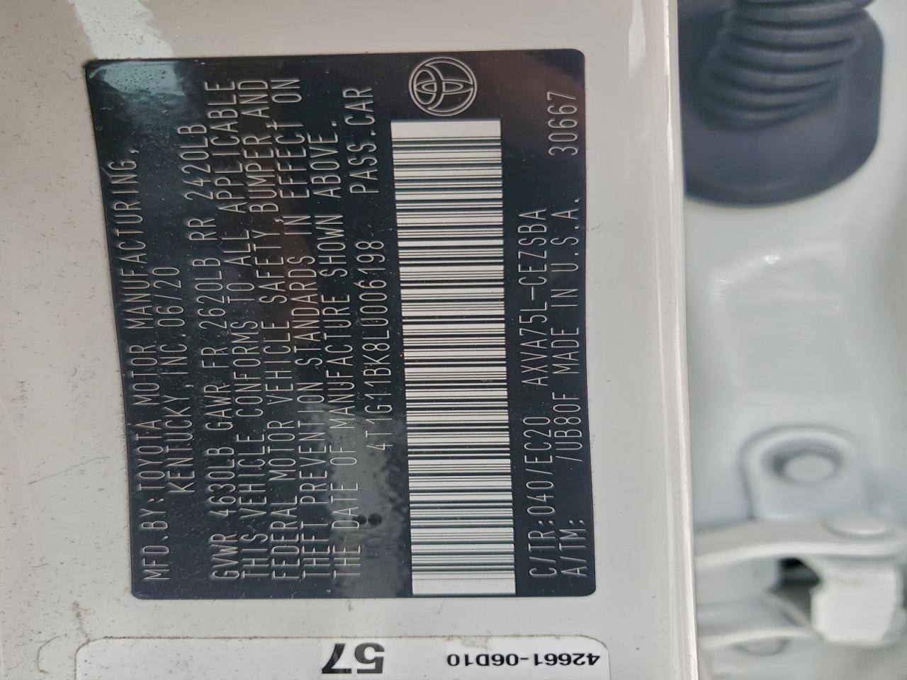 2020 TOYOTA CAMRY SE photo 12