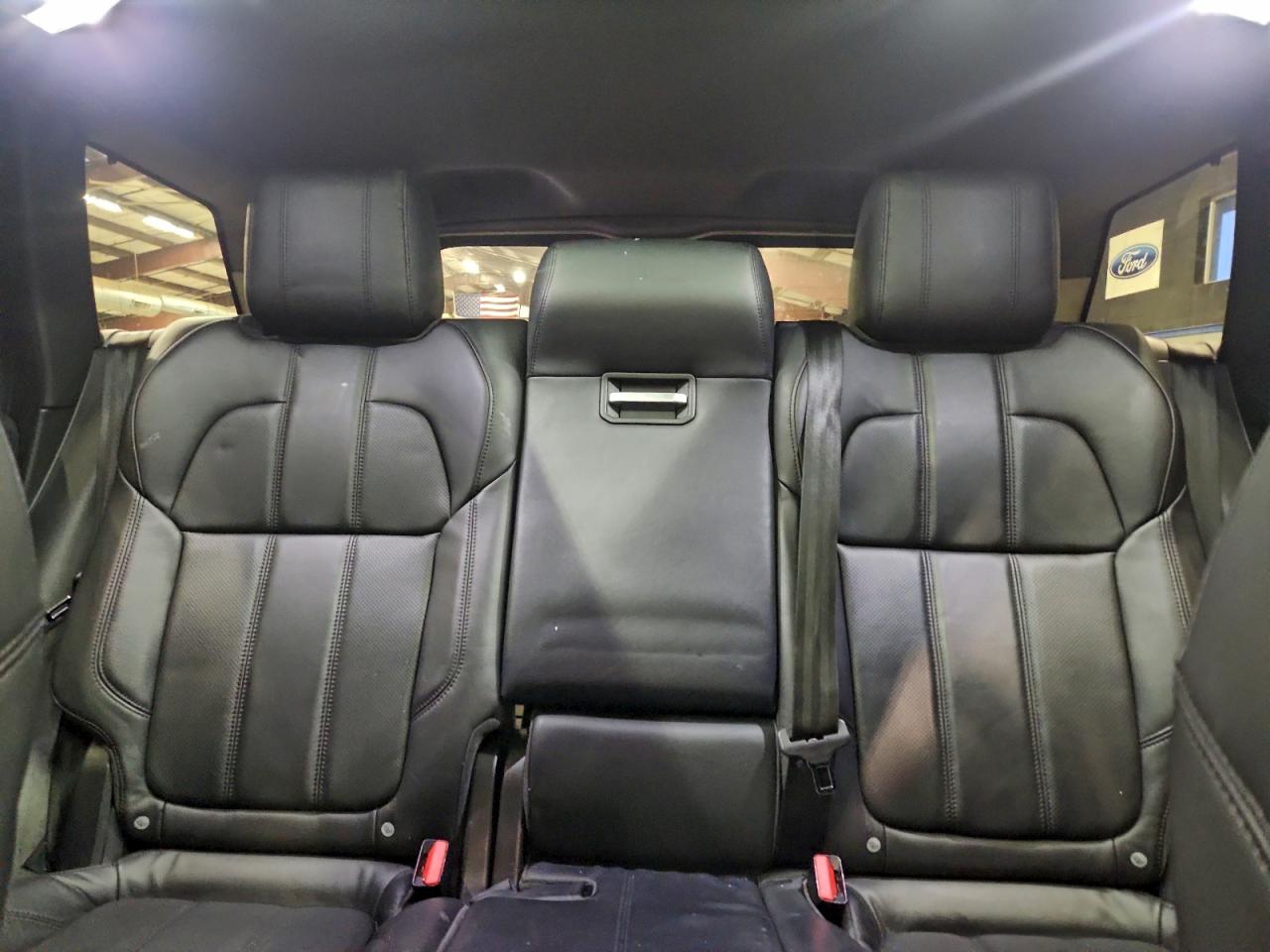 2017 LAND ROVER RANGE ROVER SPORT SE photo 10