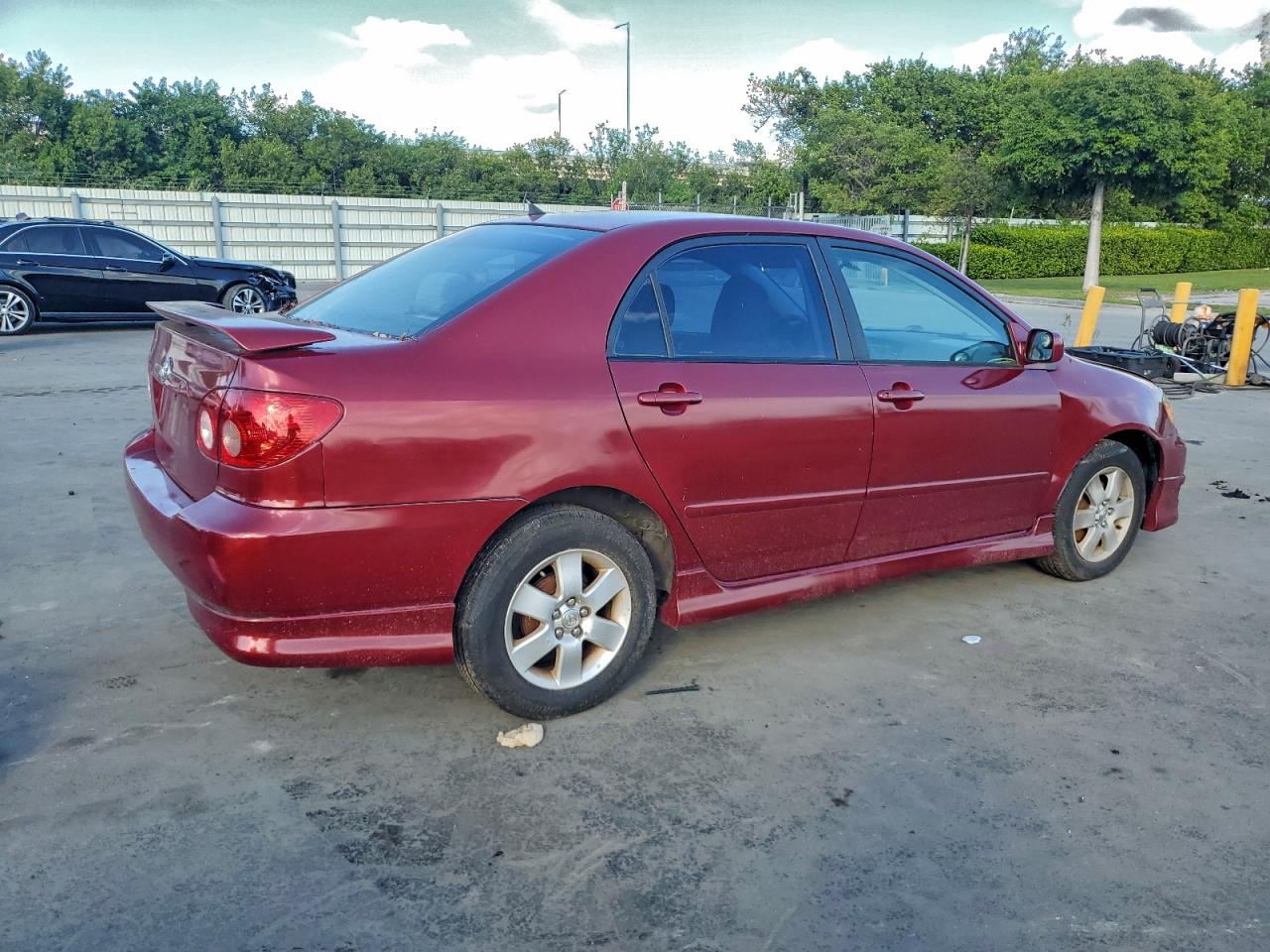 2006 TOYOTA COROLLA CE photo 3