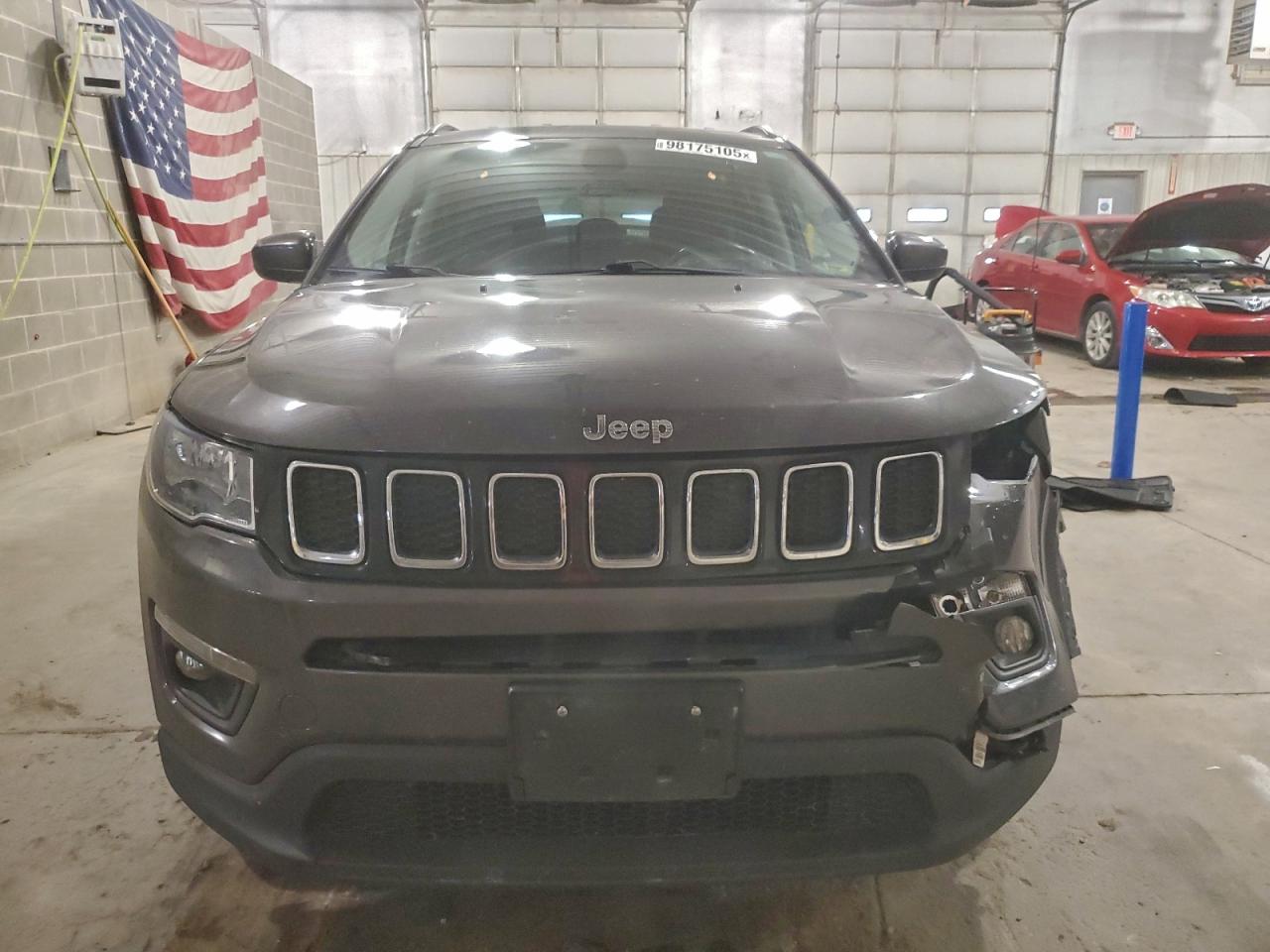2019 JEEP COMPASS LATITUDE photo 5