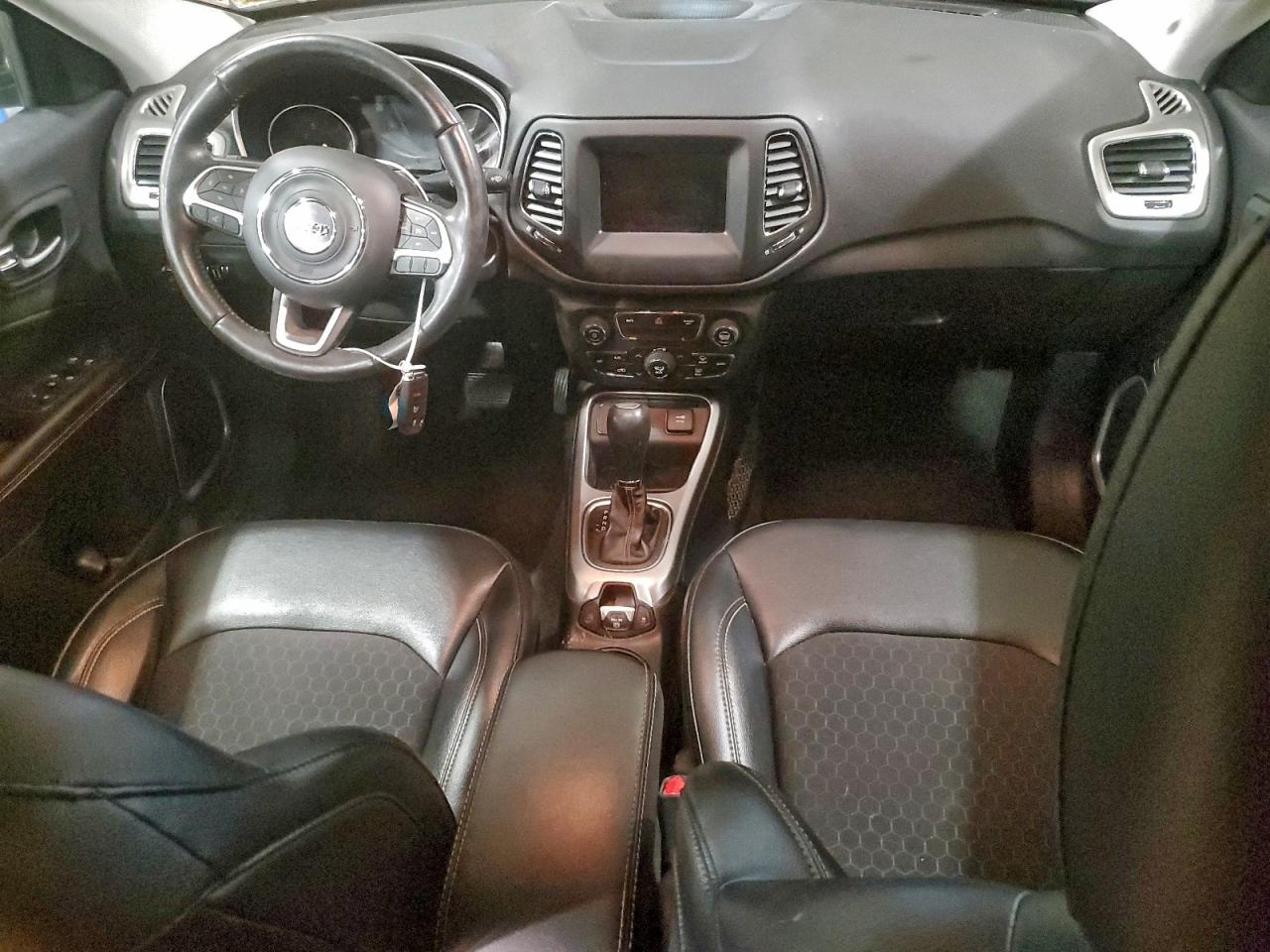 2019 JEEP COMPASS LATITUDE photo 8