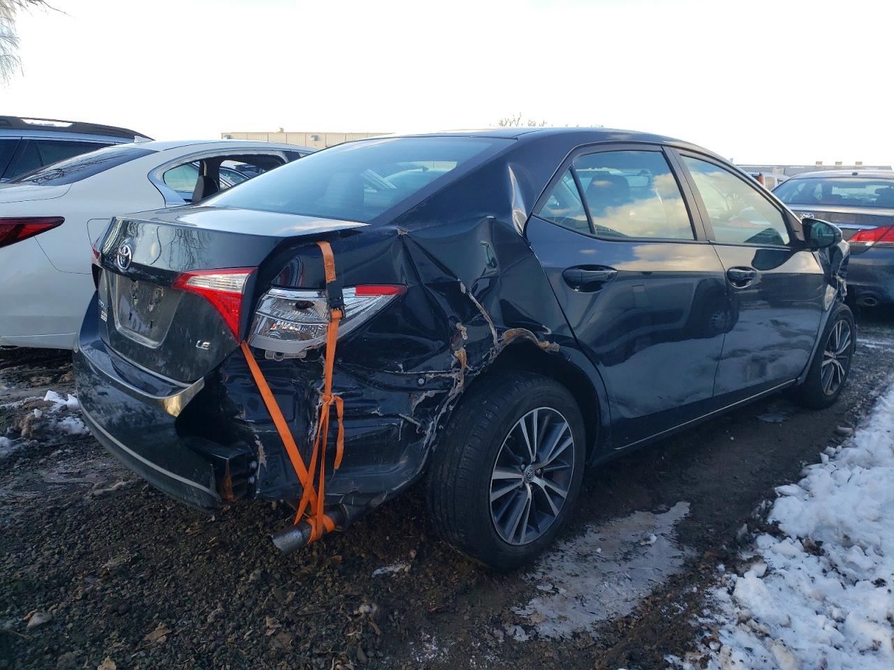 2016 TOYOTA COROLLA L photo 3