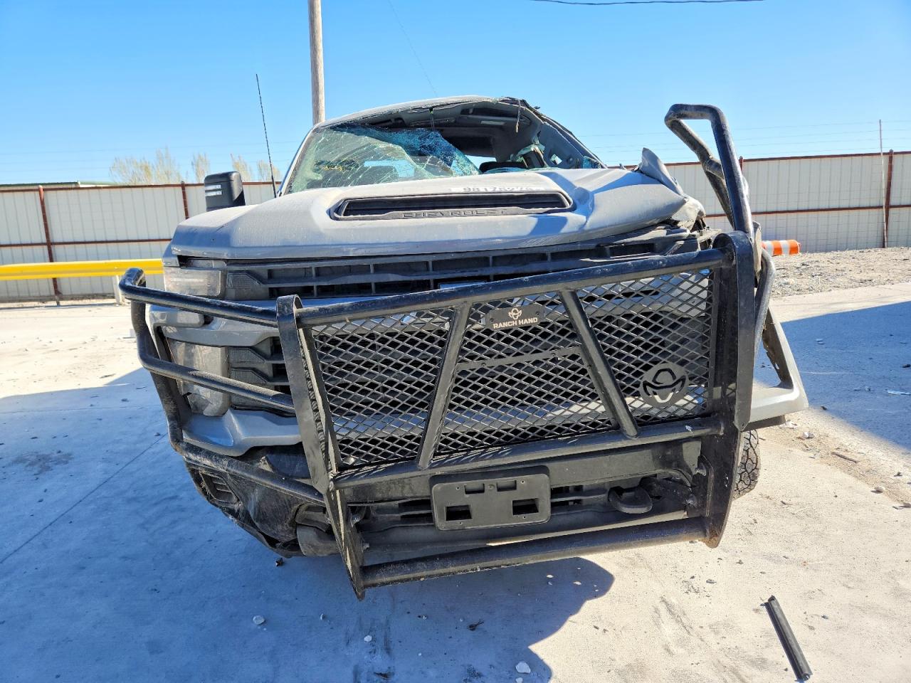 2024 CHEVROLET SILVERADO K2500 CUSTOM photo 5