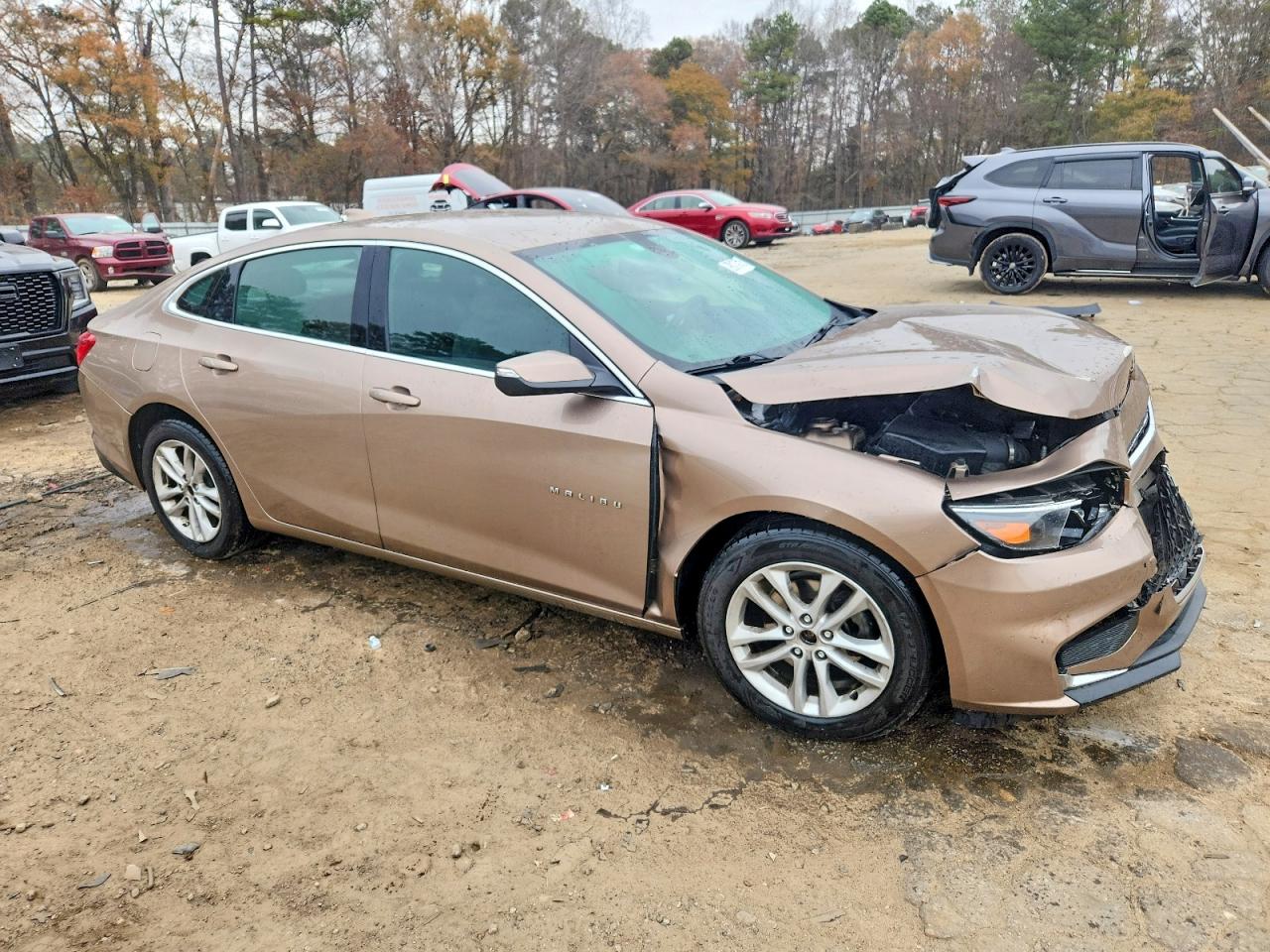 2018 CHEVROLET MALIBU LT photo 4