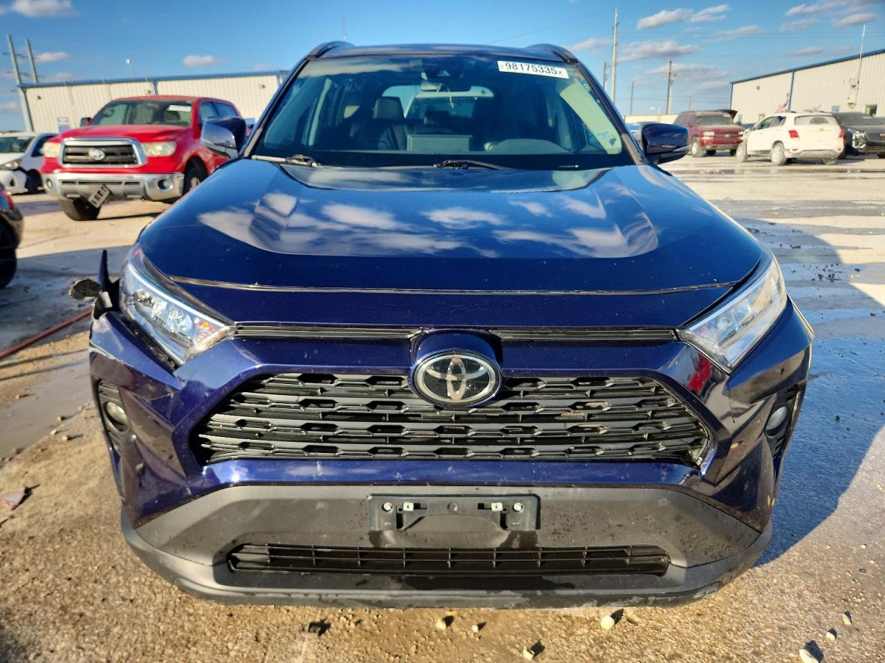 2021 TOYOTA RAV4 XLE PREMIUM photo 5